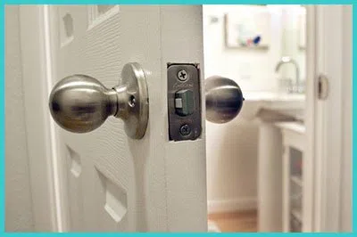 Advanced Locksmith Service Clearwater, FL 727-322-4086 - 14-unlock-door